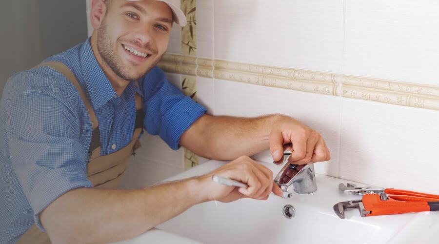 Kitchen Faucet Repair Service in Dundee, IA